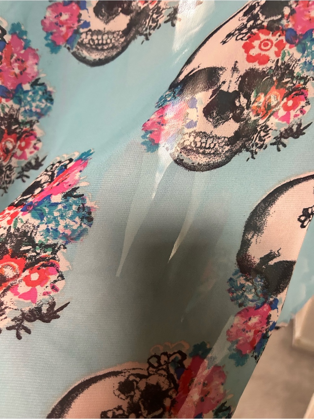 Dots Turquoise Floral Skull Print Top - Picture 5 of 6